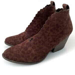Coconuts by Matisse Addie leopard print booties size 7 brown